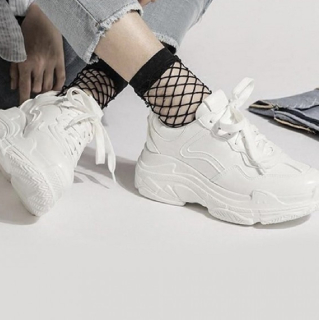 Get 31% off on White Sneakers